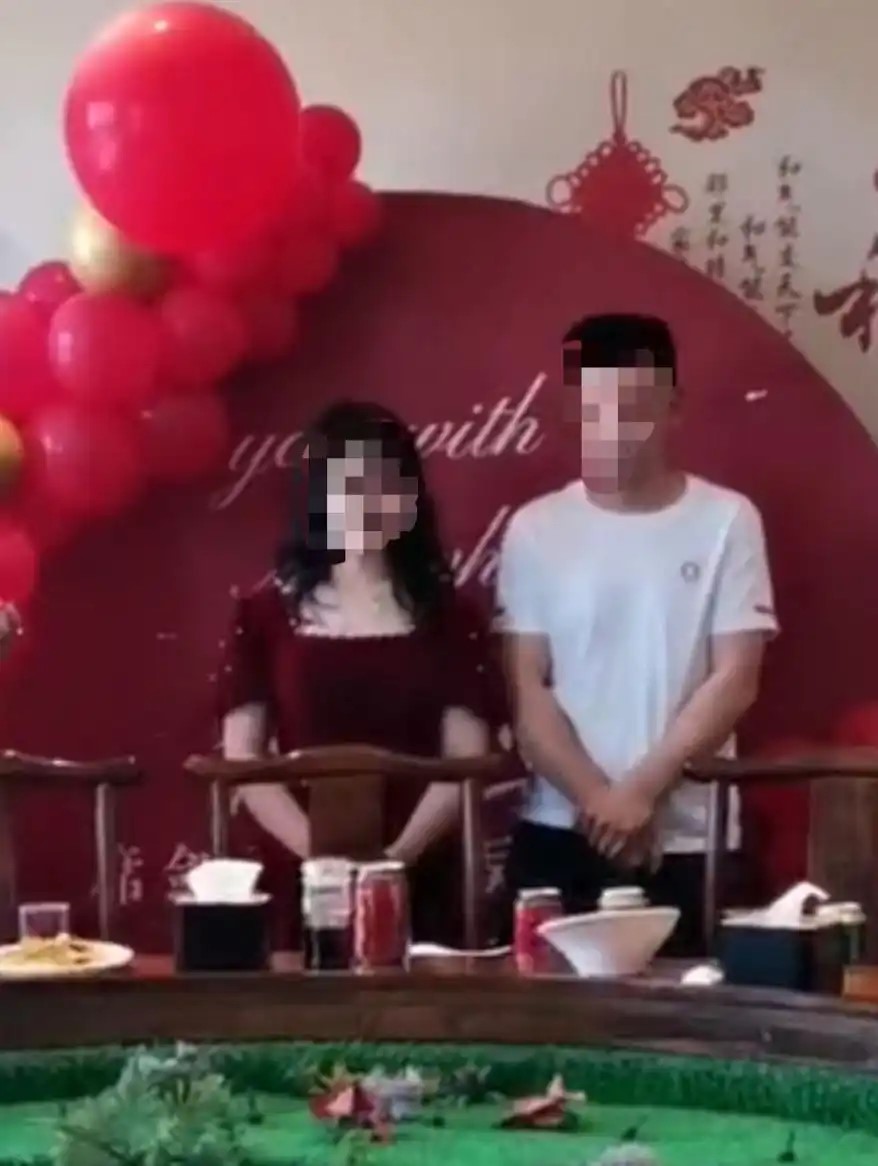 吳某與席某訂婚翌日,遭對方強行拉入婚房強姦。 吳某與席某訂婚翌日,遭對方強行拉入婚房強姦。