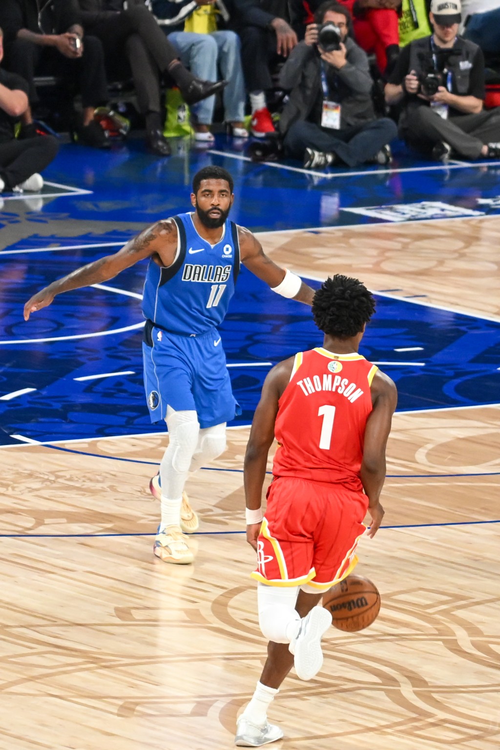 NBA中国赛独行侠vs火箭。魏国谦摄