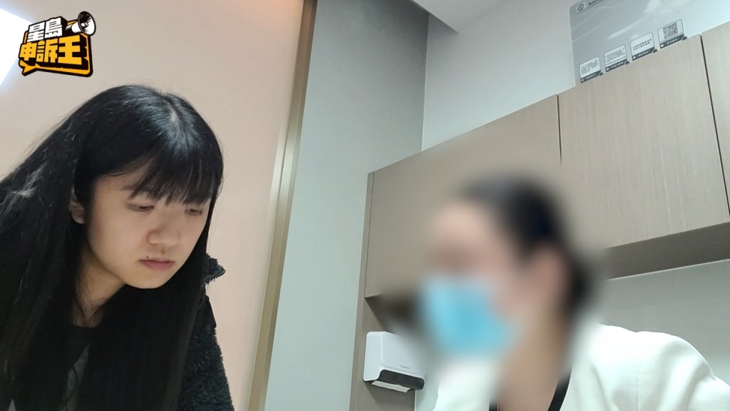 職員殷勤地招呼記者，並不斷推銷各種套票優惠。