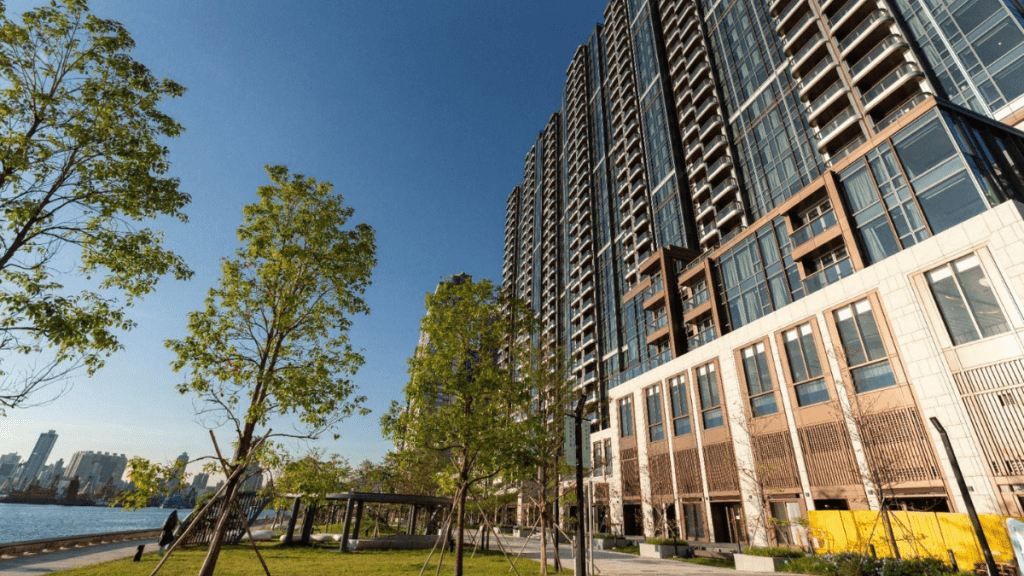 天瀧單日連沽2伙套現7000萬 呎價最高逾3.6萬