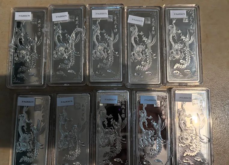 張先生從京東平台購入假銀條。騰訊財經 張先生從京東平台購入假銀條。騰訊財經