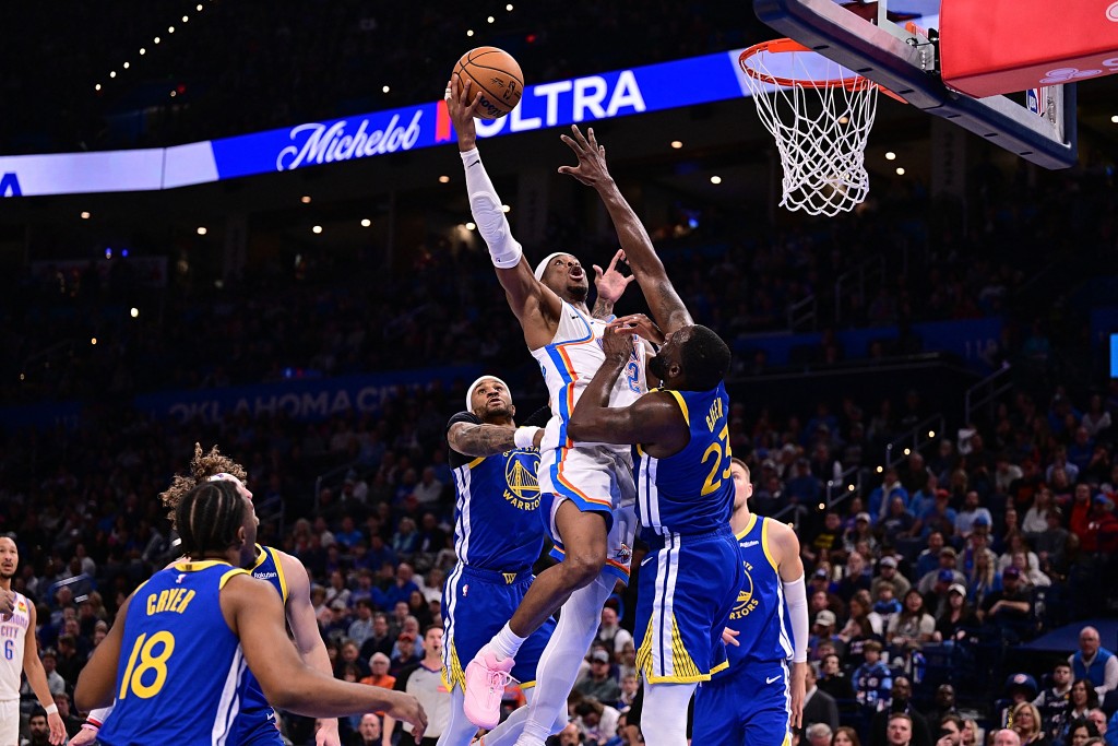 勇士周六作客挑战西岸劲旅雷霆以97:104饮恨败战。法新社