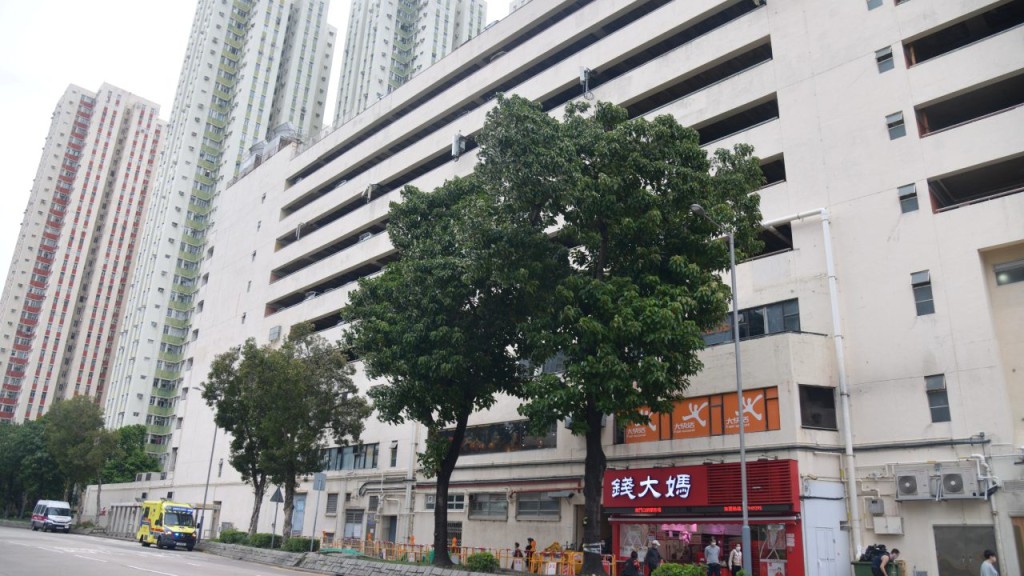 現場為麗晶花園停車場。徐裕民攝