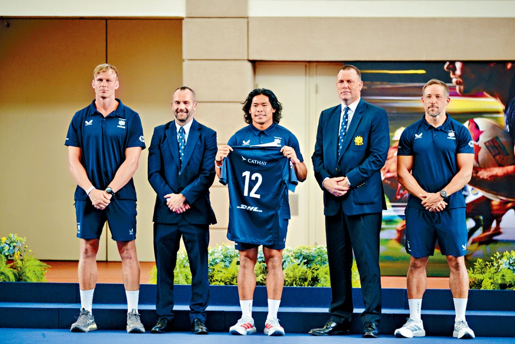 房傑鋒（中）是男隊唯一華將。