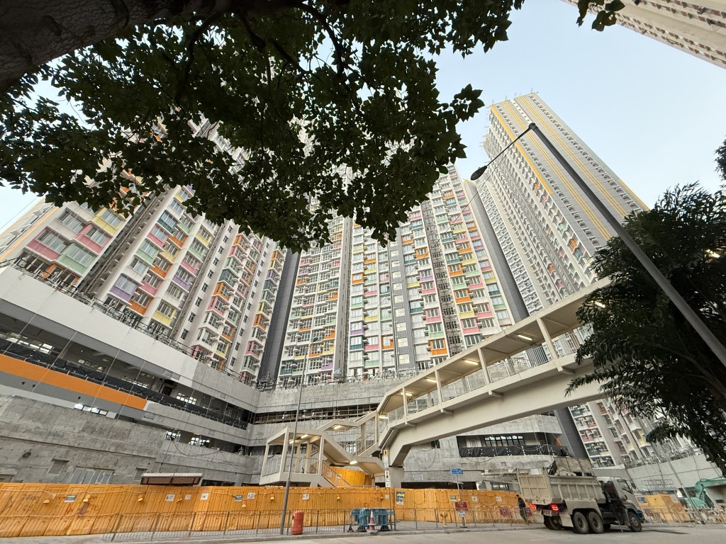 盛緻苑提供1,467個單位。