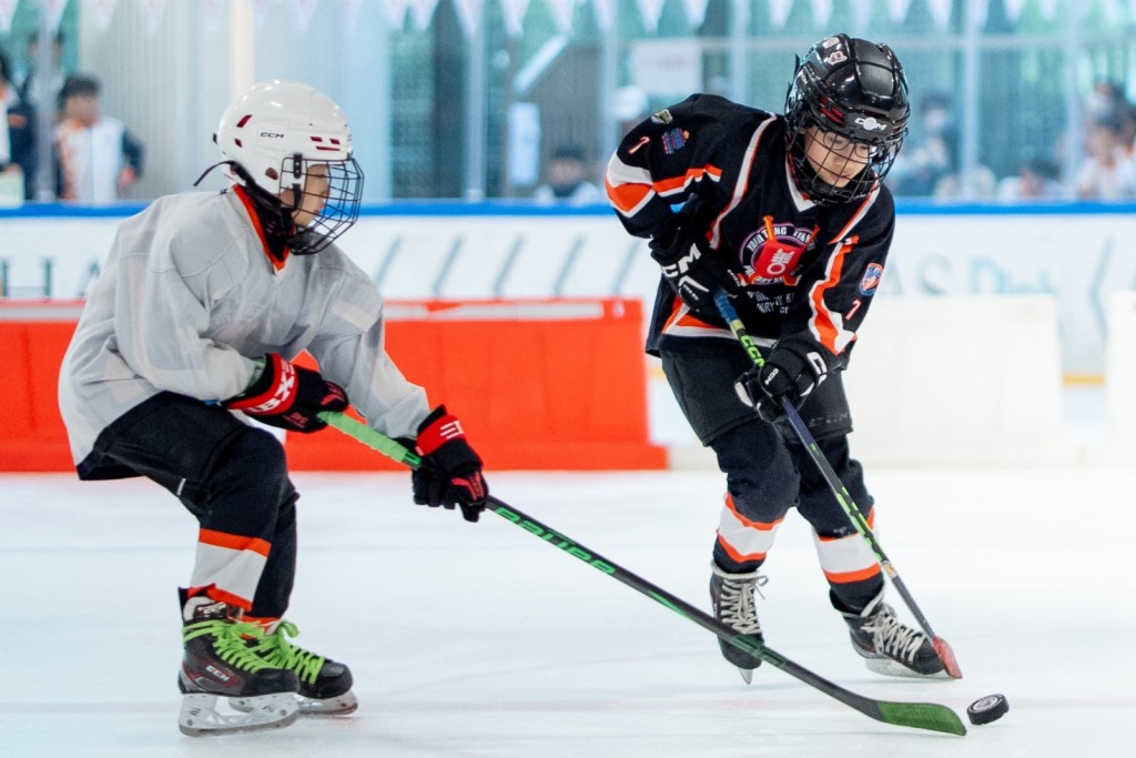 田小是早期发展冰球的小学之一，也是唯一一间举办冰运会的学校。（图片来源：受访者提供）