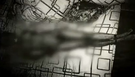 賴蔥蔥被發現時手腳被綁。