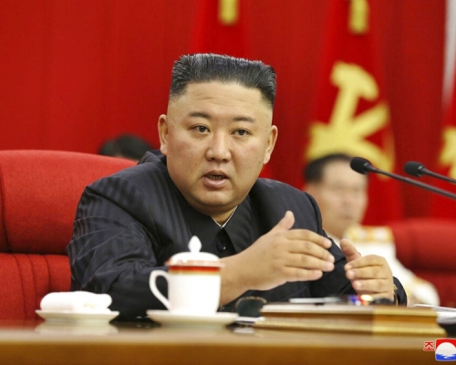北韓領袖金正恩強調,北韓有需要做好「與美國對話及對決」的兩手準備。AP圖片