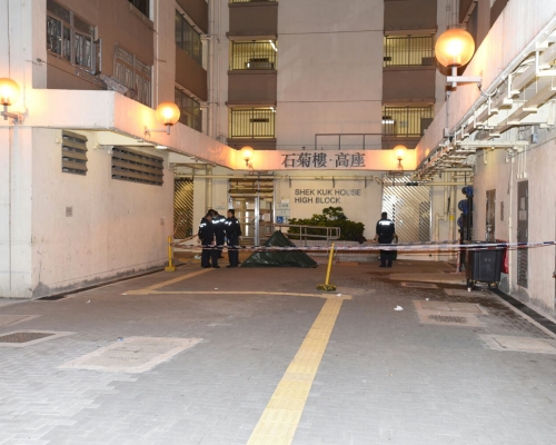 警員封鎖現場調查。 丁志雄攝
