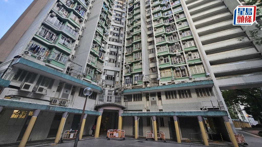 乐富邨男子堕楼亡。徐裕民摄