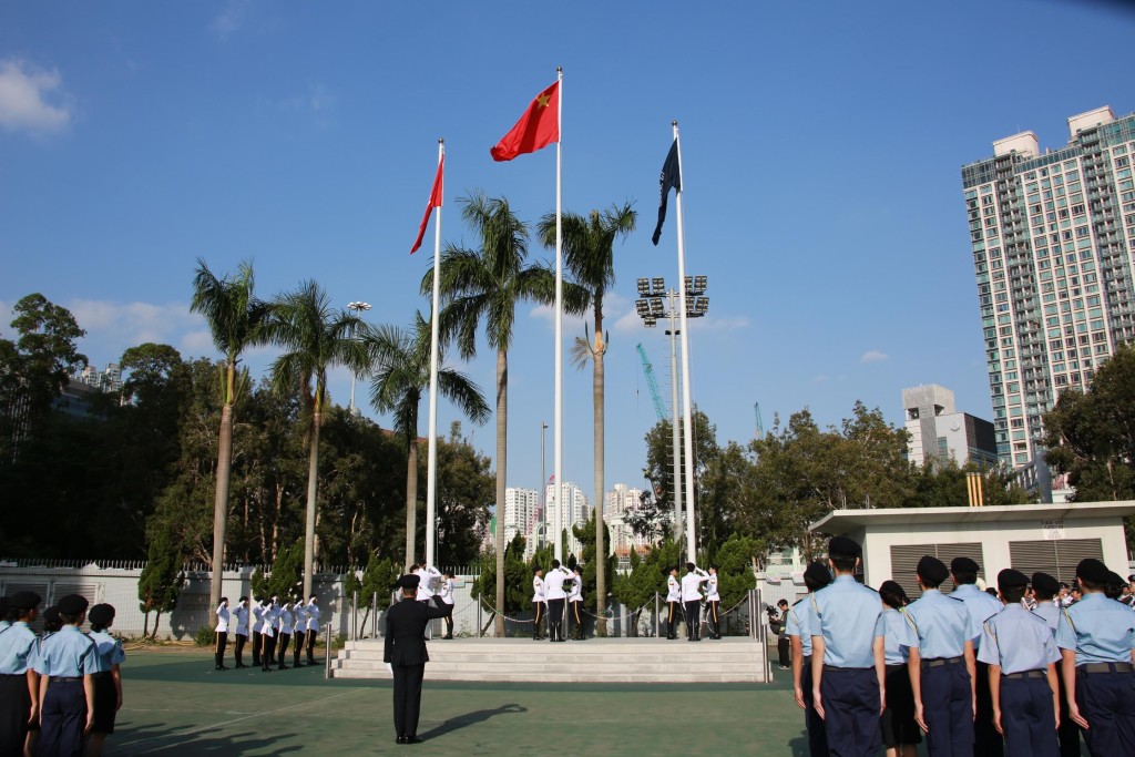 少年團儀仗隊進行升旗儀式。政府新聞處