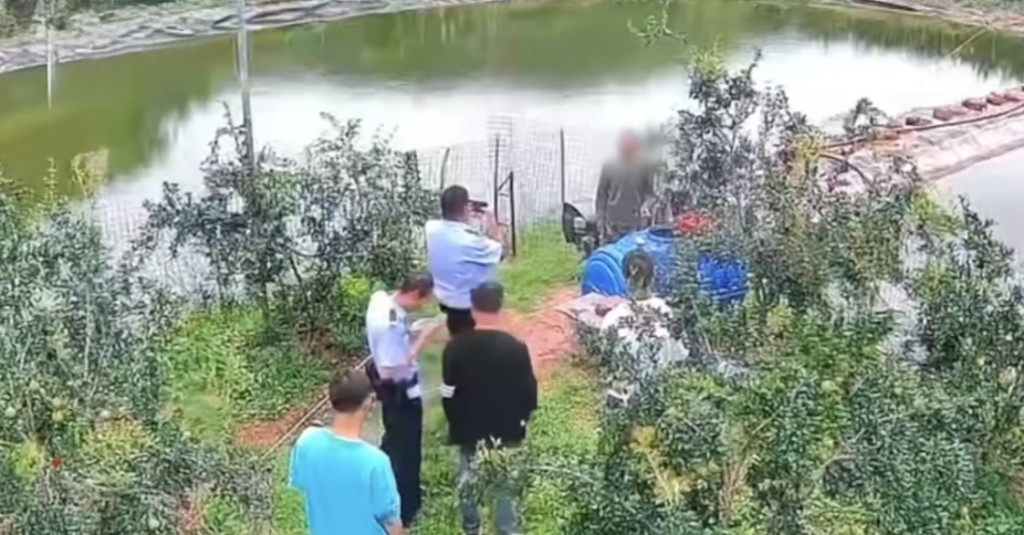 警方在现场调查。新京报 警方在现场调查。新京报