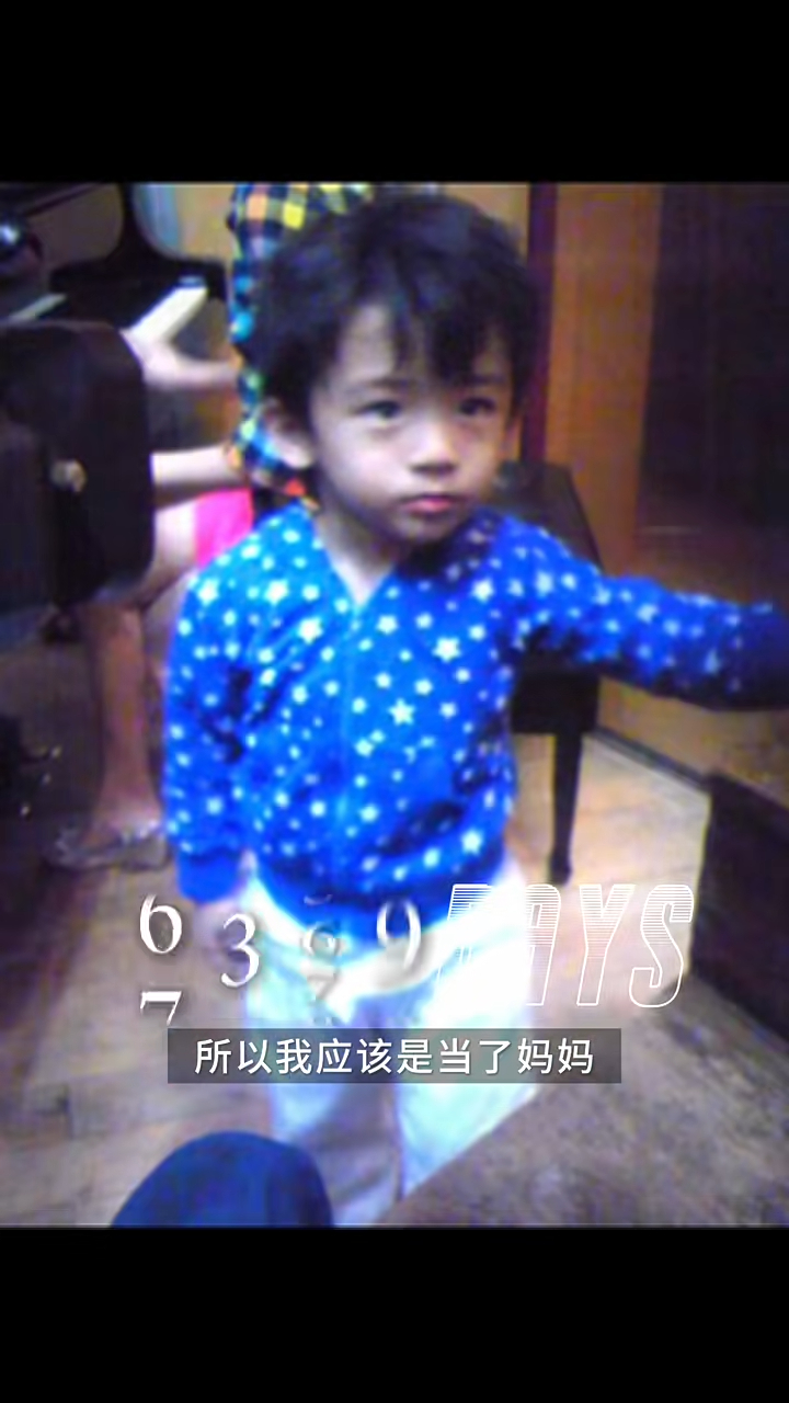 張栢芝與謝霆鋒離婚後,成為單親媽媽。 張栢芝與謝霆鋒離婚後,成為單親媽媽。