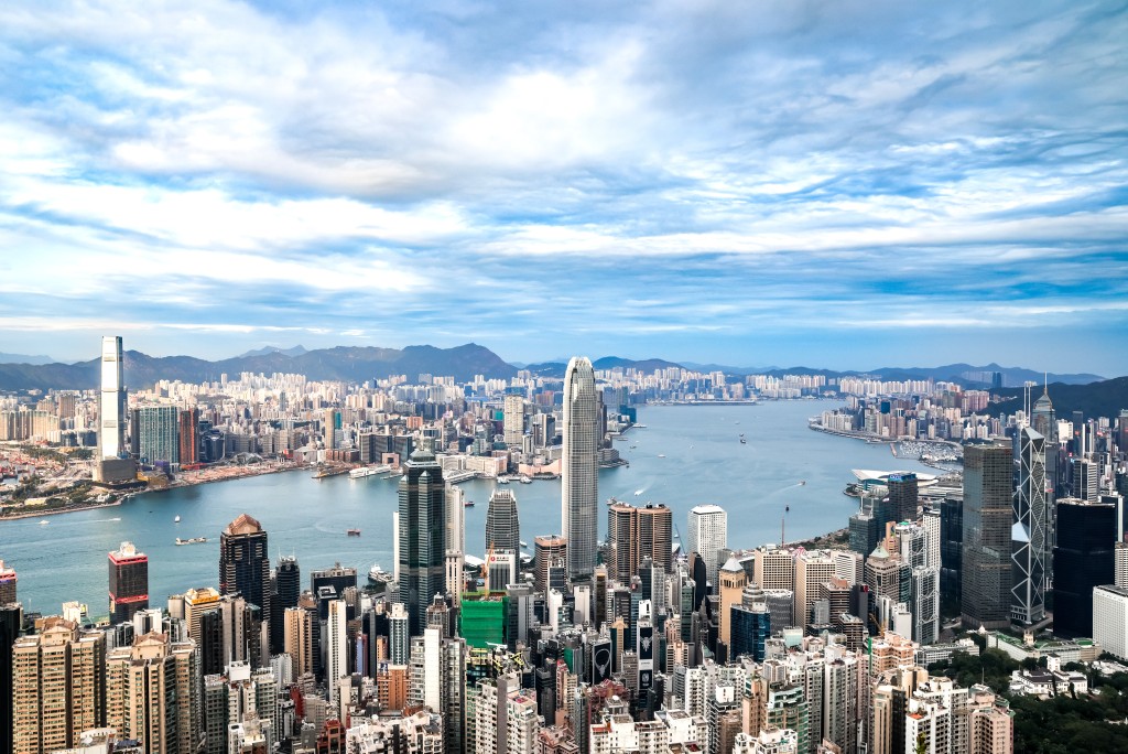 經濟和民生方面,香港在多項國際指數中持續名列前茅,民生改善成效顯著,交出了亮眼的成績單。資料圖片 經濟和民生方面,香港在多項國際指數中持續名列前茅,民生改善成效顯著,交出了亮眼的成績單。資料圖片