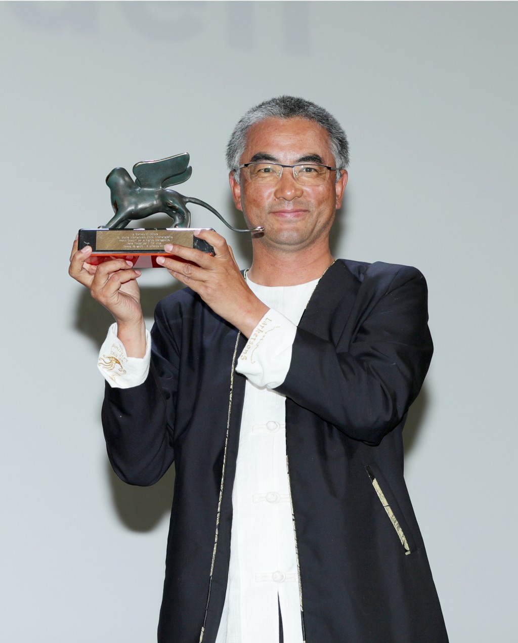 2018年9月，第75屆威尼斯電影節，萬瑪才旦執導的《撞死了一隻羊》獲得地平線單元最佳劇本獎。 新華社資料圖