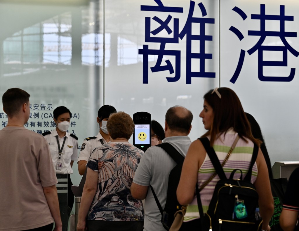 張欣宇擔心機場客量上升時,機場貴賓室未能滿足旅客需要。資料圖片 張欣宇擔心機場客量上升時,機場貴賓室未能滿足旅客需要。資料圖片