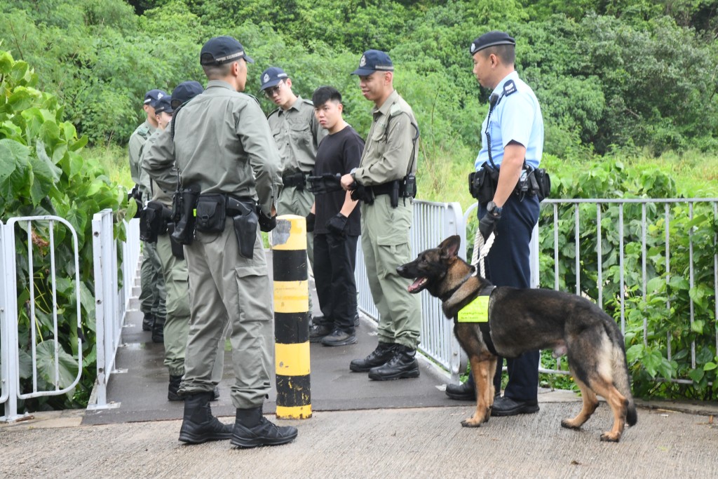 警犬隊亦參與演習。