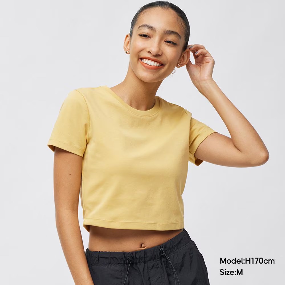 女装短身Tee 网店独家限定优惠 $59（原价$79）（图片来源：GU）