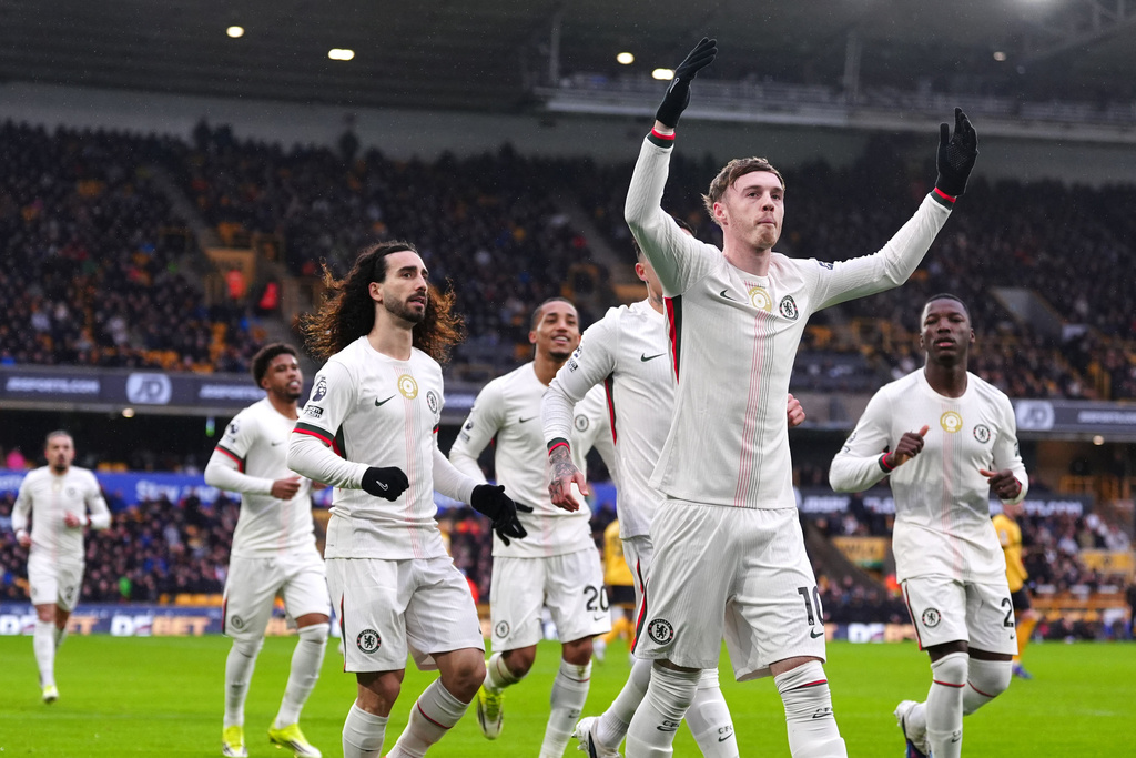 彭馬3次上半場載帽，英超首人。美聯社