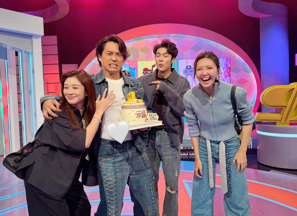 網民留言大讚四人的友情難能可貴。 網民留言大讚四人的友情難能可貴。