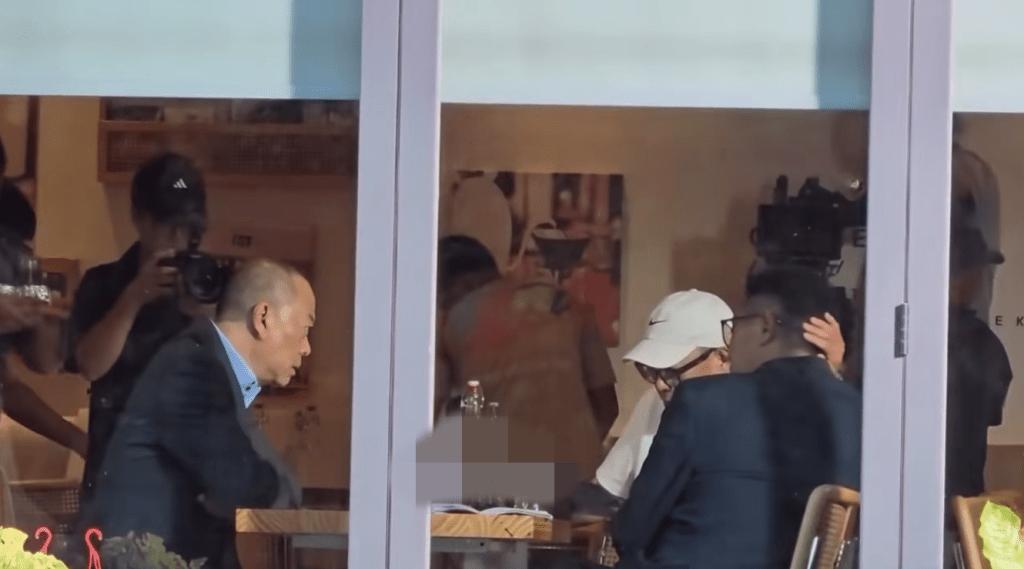 網民指歐陽震華瘦了一圈，擔心他的身體亮紅燈。