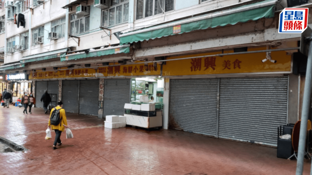 荃灣警方在三陂坊進行反罪惡行動,拘捕3名內地男女。資料圖片