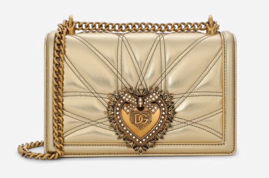 Dolce&Gabbana金色手袋綴心形扣飾。（$27,500）