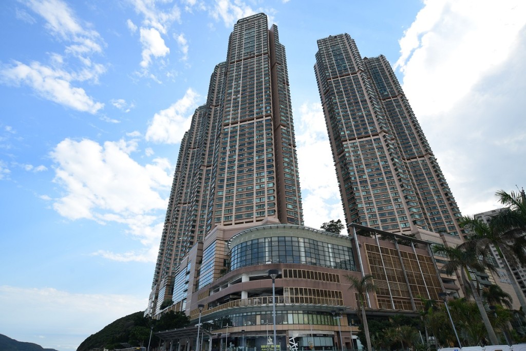「驚安之殿堂」進駐藍灣半島商場。資料圖片