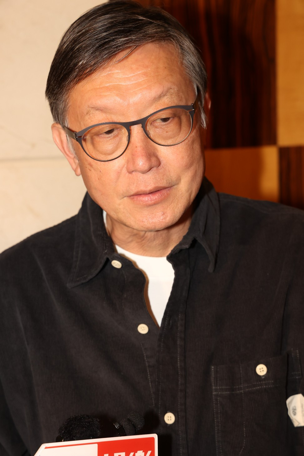 刘伟强表示拍文艺片是新尝试。