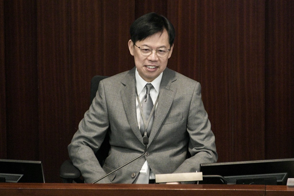 财委会主席陈振英。