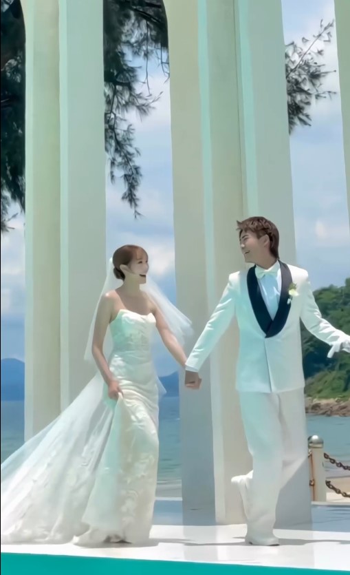 陳戩浩梁詠祈的婚紗相好有美感。 陳戩浩梁詠祈的婚紗相好有美感。