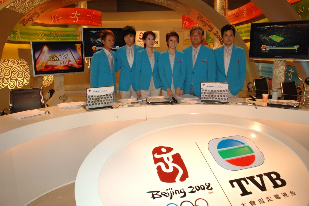 2008年北京奧運會，古巨基、李克勤、丘凱敏、陳百祥與潘宗明、楊婉儀等任奧運閉幕直播主持。