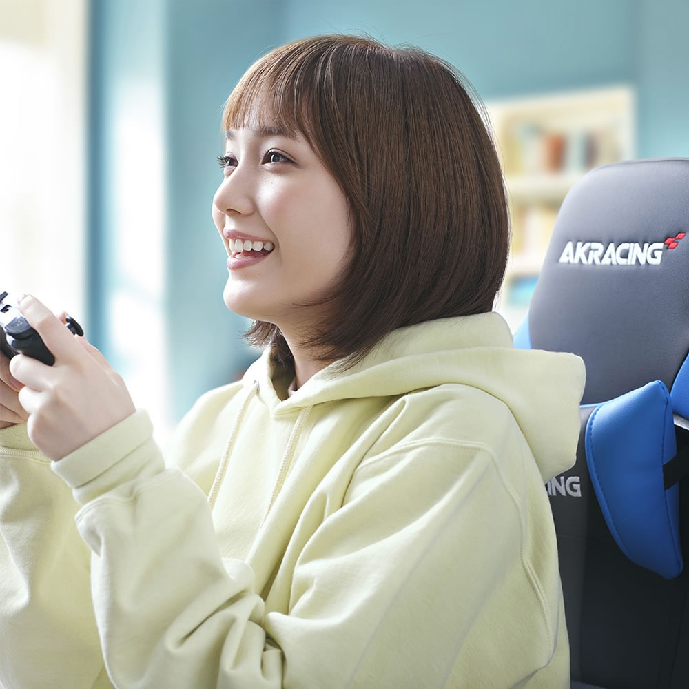 本田翼愛打機,男友亦是玩online game認識。
