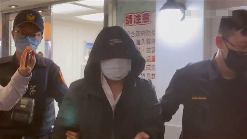 呂男在朋友陪同下自首。資料圖片