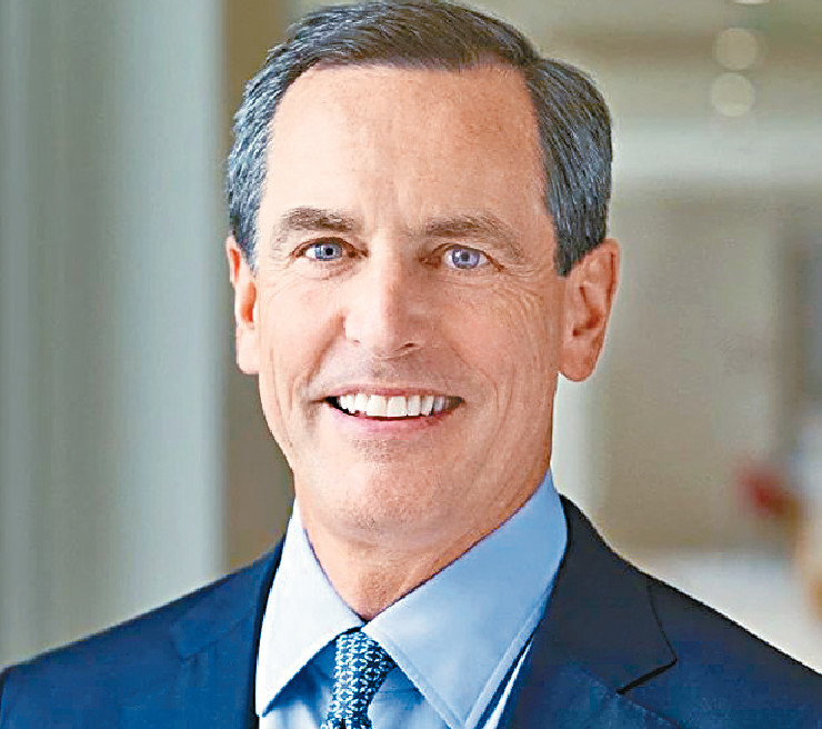 ■資本集團董事長兼行政總裁阿穆爾，身體不適未能出席金融領袖峰會。