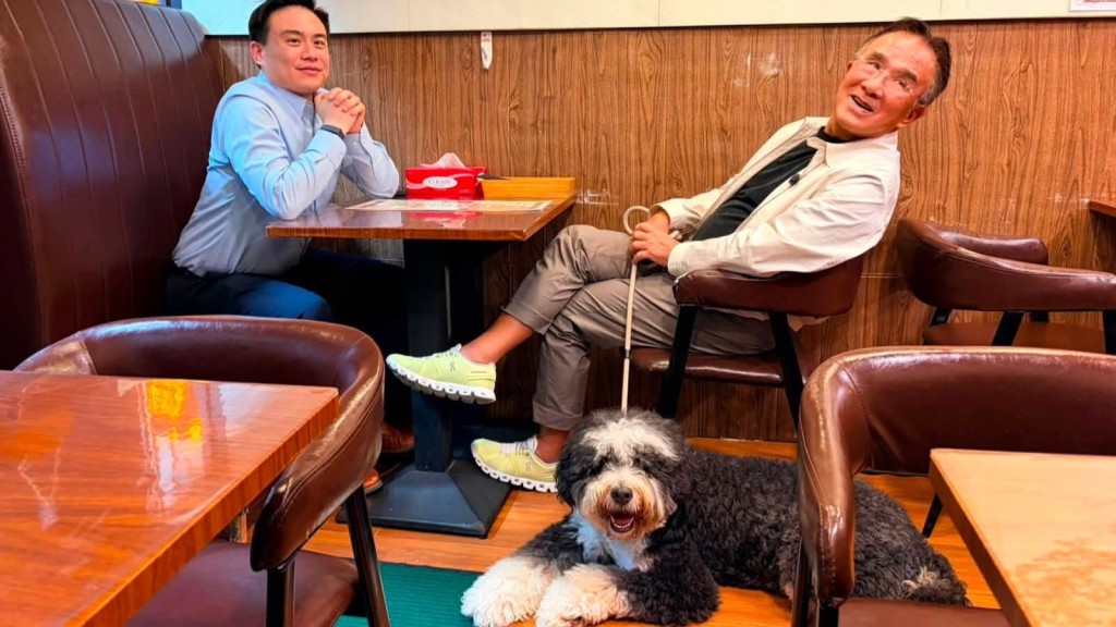 狗隻入食肆︱田北辰攜愛犬實測  讚體驗正面  冀食環署盡快上載餐廳守則。田北辰fb