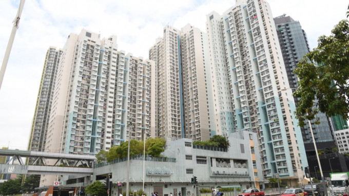 部分公屋戶暪報內地物業。(資料圖片) 部分公屋戶暪報內地物業。(資料圖片)