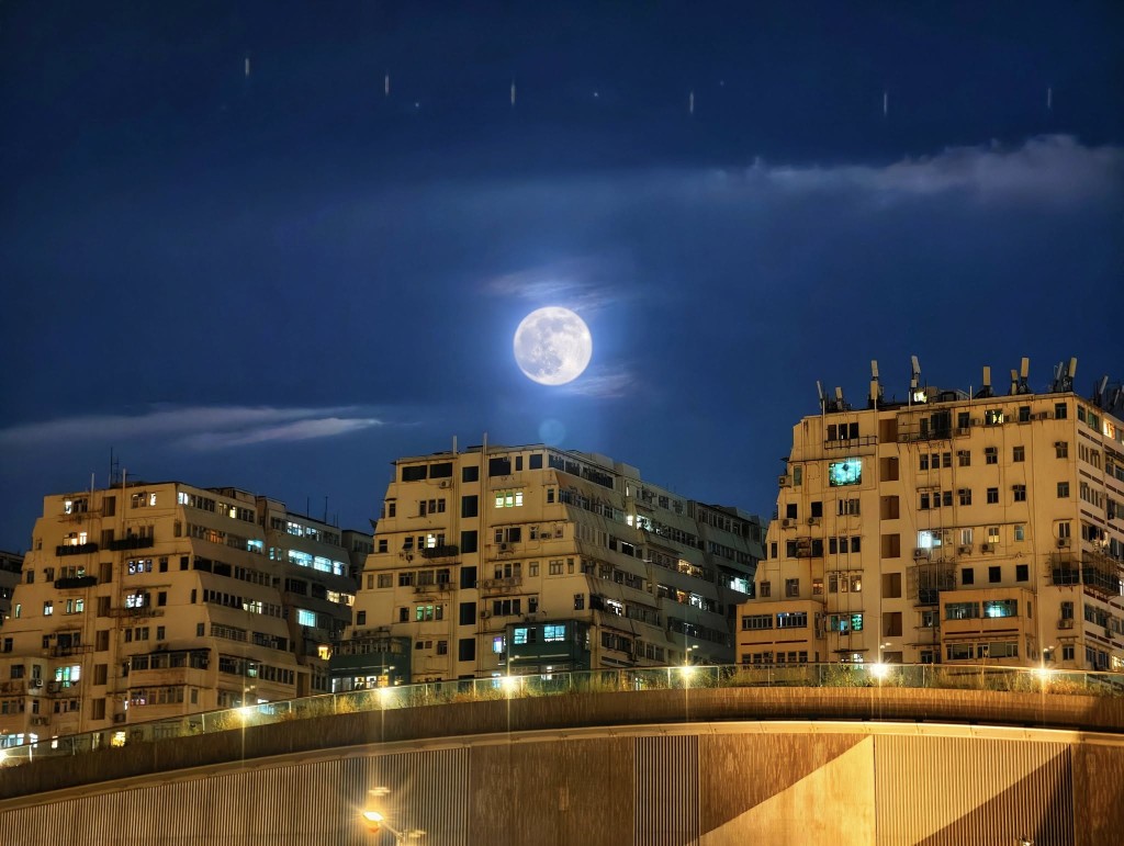 fb「香港天文台 HKO」截圖(攝: Sandra Yu / 佐敦 / 2025年11月5日 / CWOS) fb「香港天文台 HKO」截圖(攝: Sandra Yu / 佐敦 / 2025年11月5日 / CWOS)