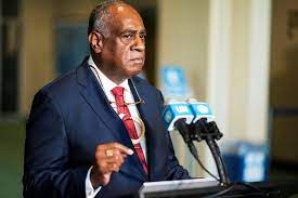 瓦努阿图总理卡尔萨因为卷入地缘政治漩涡，今月初险被弹劾下台。路透社