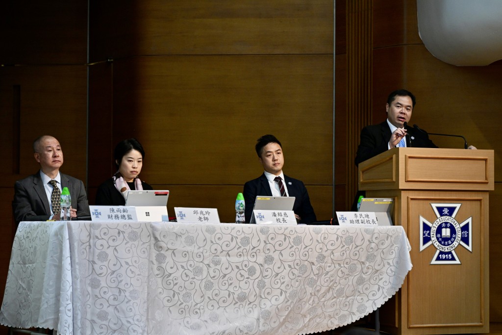 校方指出,將參考申請人的學業成績、課外表現、品行及學生成績次第等,邀請約450人參與面試,評估學生的中英文能力及數理基礎。蘇正謙攝 校方指出,將參考申請人的學業成績、課外表現、品行及學生成績次第等,邀請約450人參與面試,評估學生的中英文能力及數理基礎。蘇正謙攝