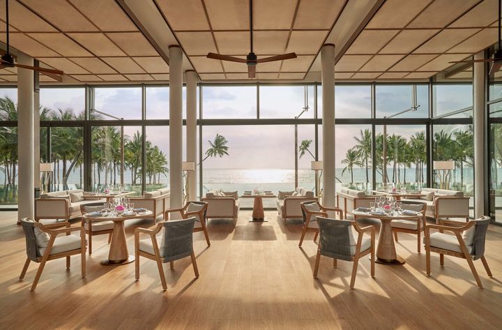 供應當地及地中海菜餚的Ocean Club,是富國島唯一的奢華海灘俱樂部。