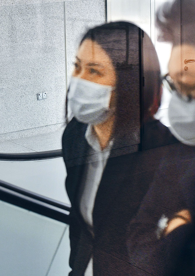 被告之一的女警李倩華。
