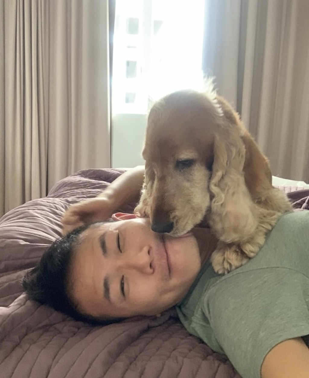 阿祖指舞台劇《關於那隻龜回魂的故事》的創作靈感源自，他與已離世愛犬之間的真實經歷。