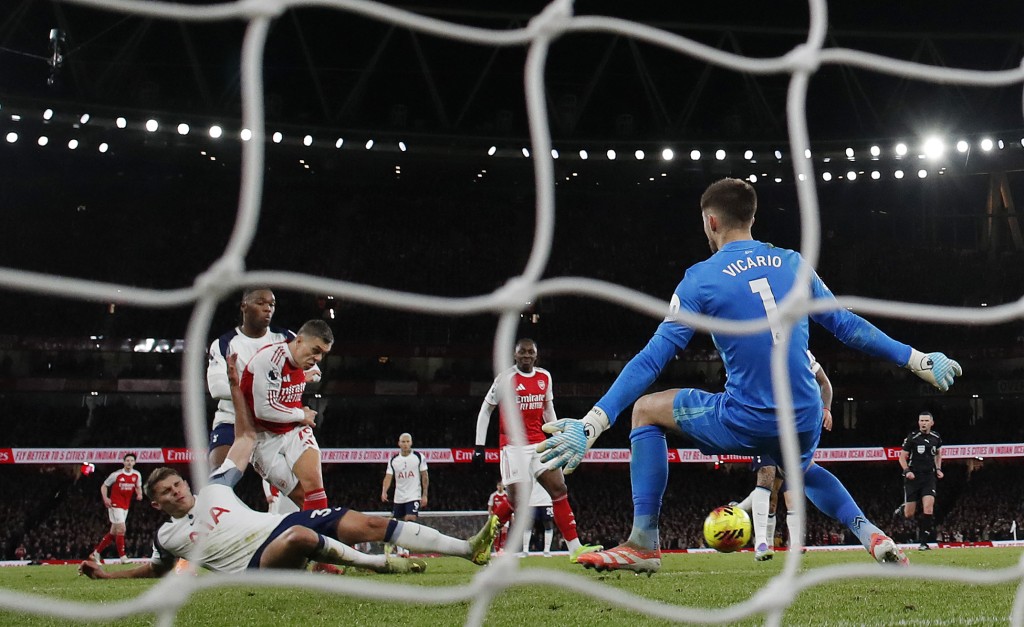 加歷查認為這隊阿仙奴，是今季英超最強球隊。路透社