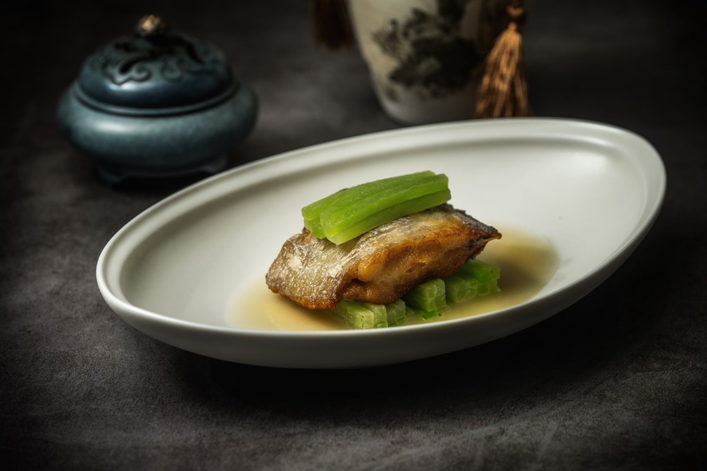 蘿蔔絲白燒東海帶魚 $298/位