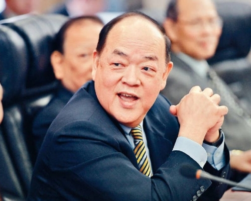 賀一誠正式宣佈參選澳門行政長官選舉。資料圖片