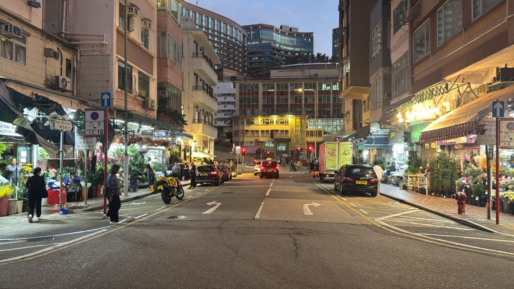 現場為旺角園藝街及花墟道交界。 現場為旺角園藝街及花墟道交界。