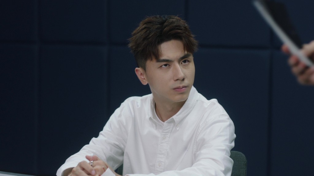 呢組鏡頭勁有戲味,構圖好有心思。 呢組鏡頭勁有戲味,構圖好有心思。