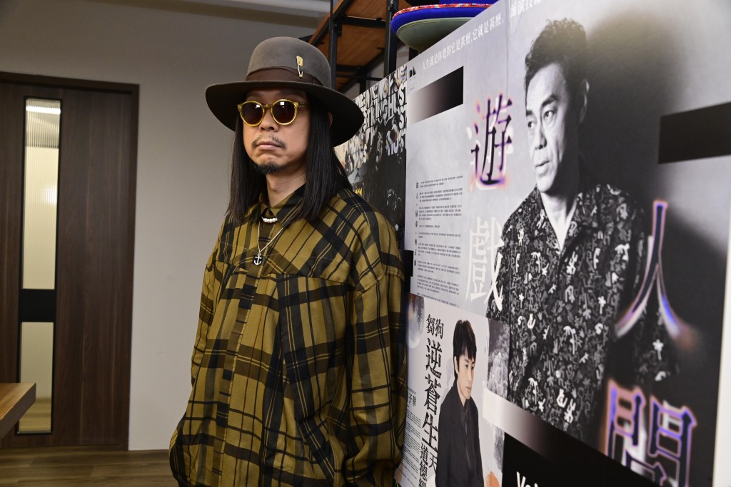 王雙駿合作過的歌手多不勝數，他形容今次作品展是一個好機會與朋友聚舊。