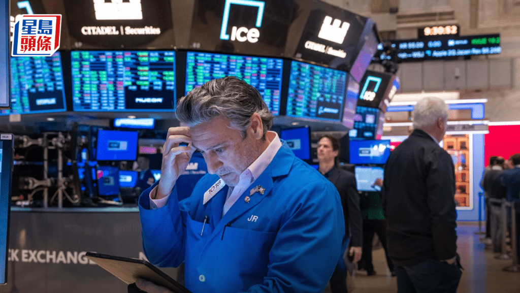 美股現獲利回吐 道指早段跌200點 Google逆市曾升3%破頂 軍工股急彈